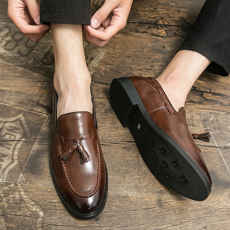 Tarenti Tassel Leather Loafers