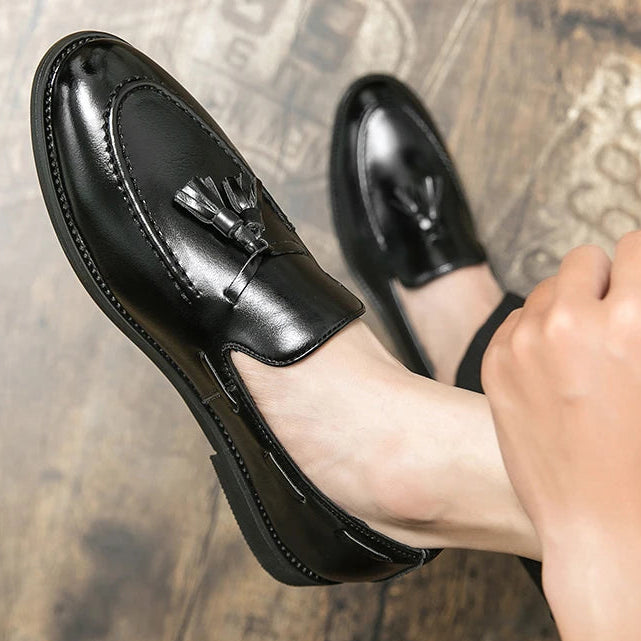 Tarenti Tassel Leather Loafers